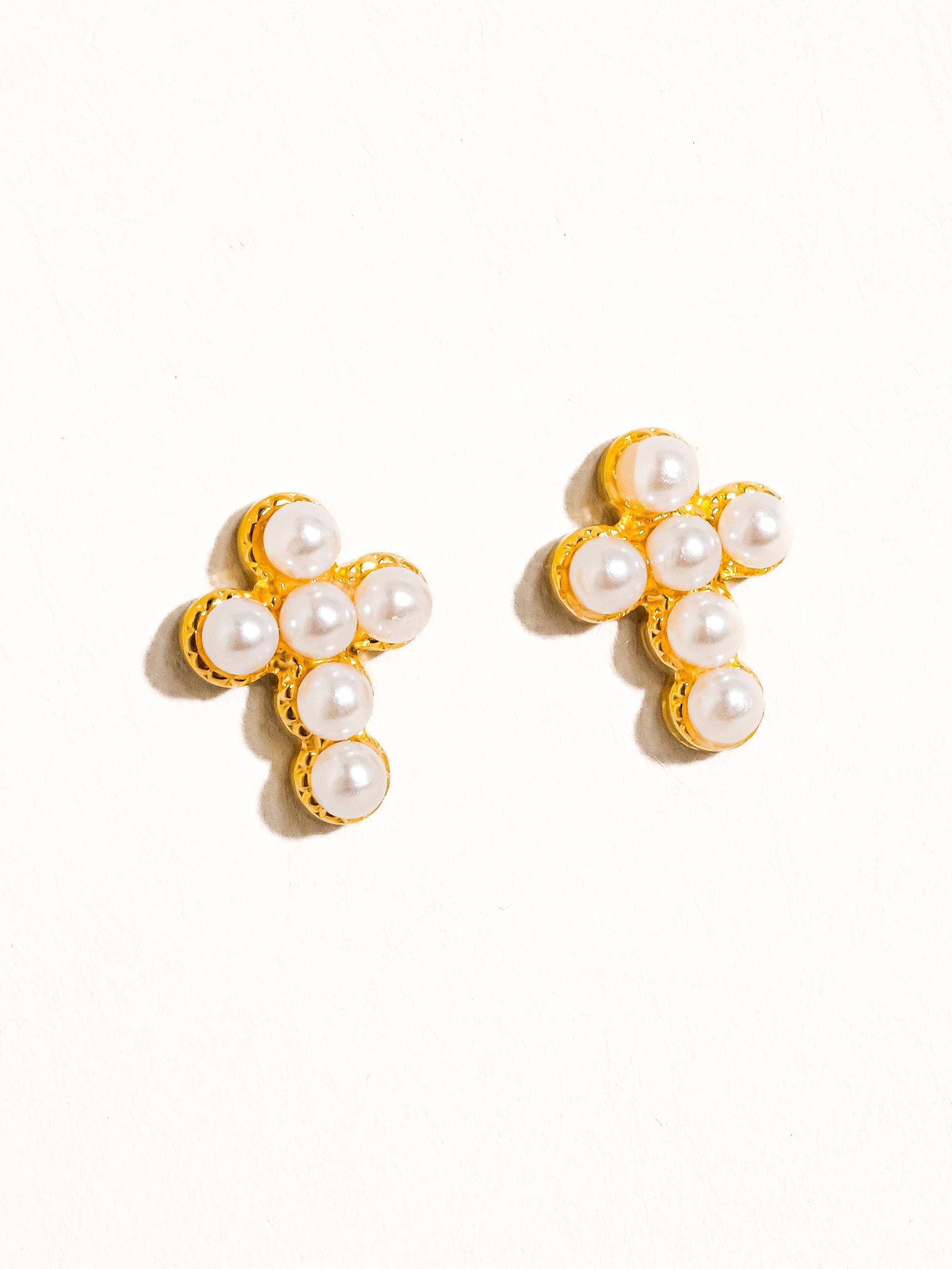 Image of Telo 18K Non-Tarnish Pearl Cross Stud